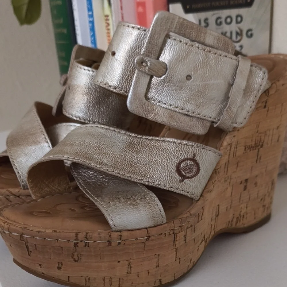 Born Women's Silver Platform Sandals - Picture 3 of 11